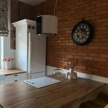 Anny Lajming 2d Lejlighed